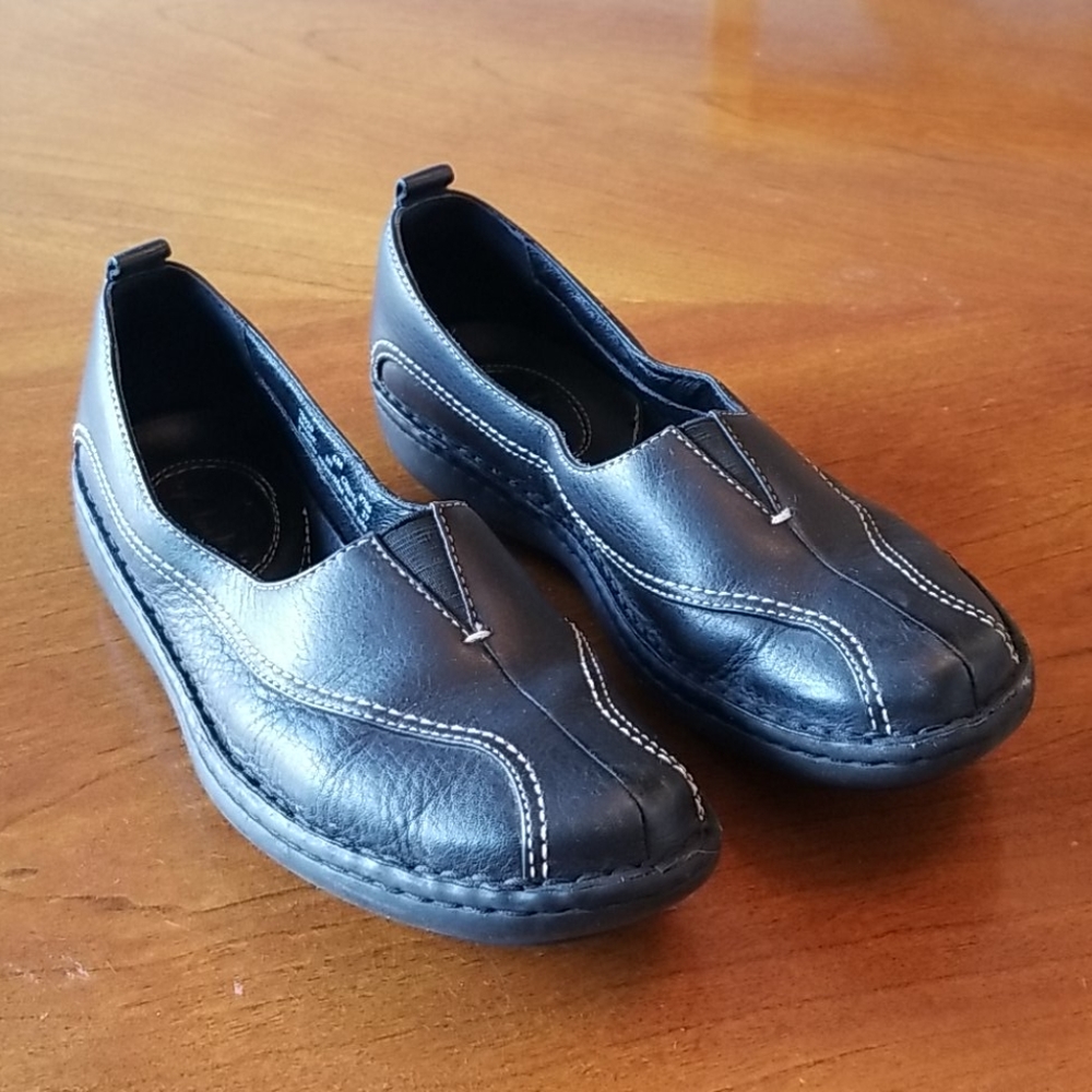 Comfortable Women's Clark's!